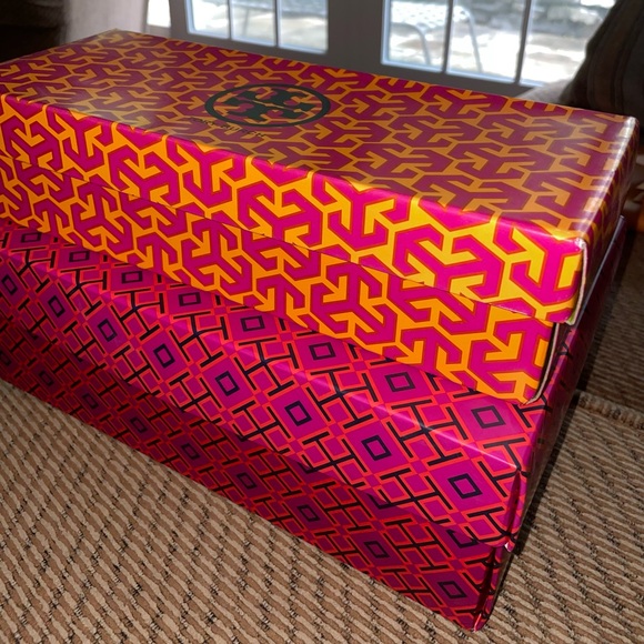 2 Tory Burch Shoeboxes - Picture 1 of 5